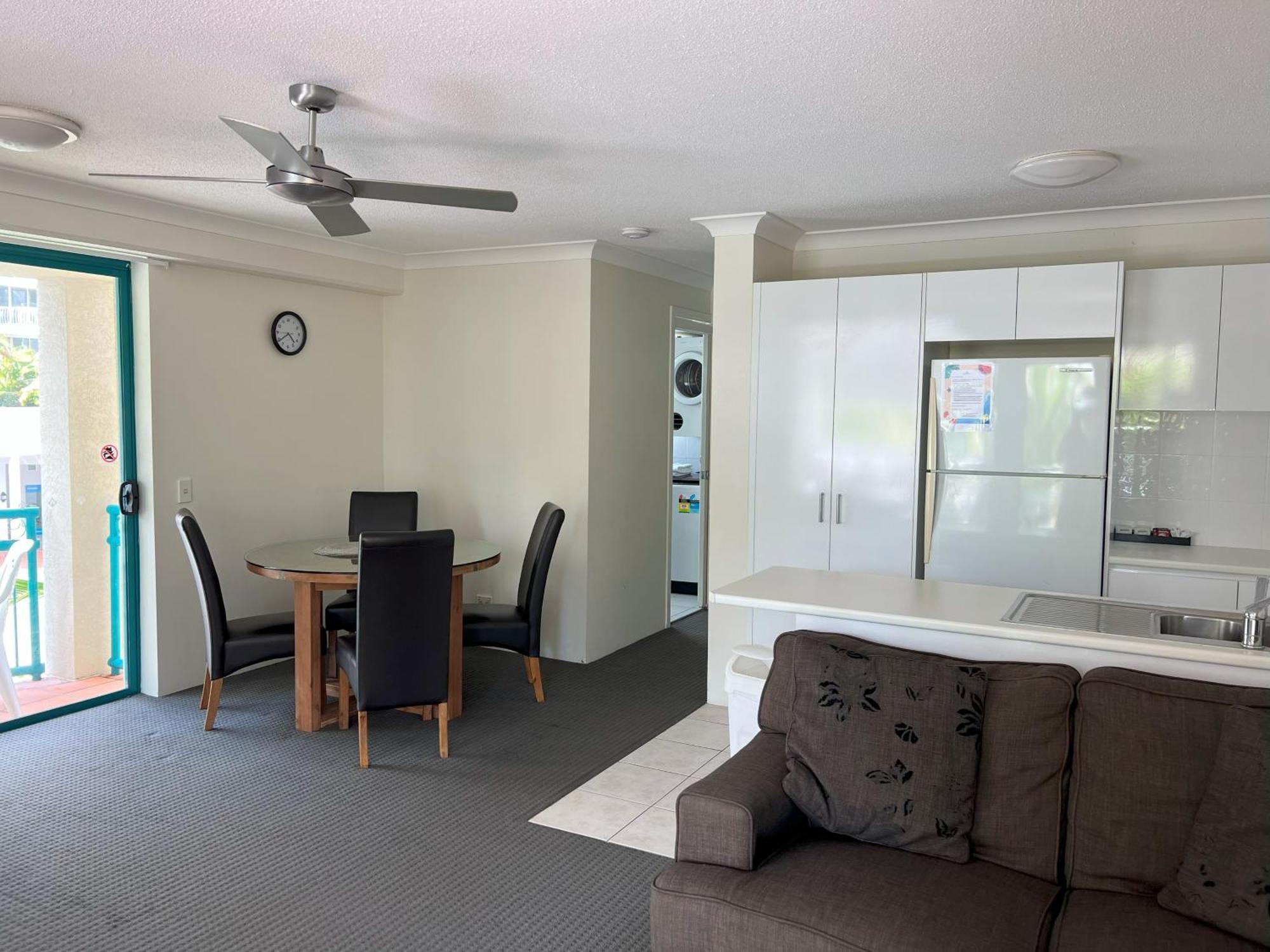 Cha Private Apts Aruba Beach โกลด์โคสต์ ภายนอก รูปภาพ