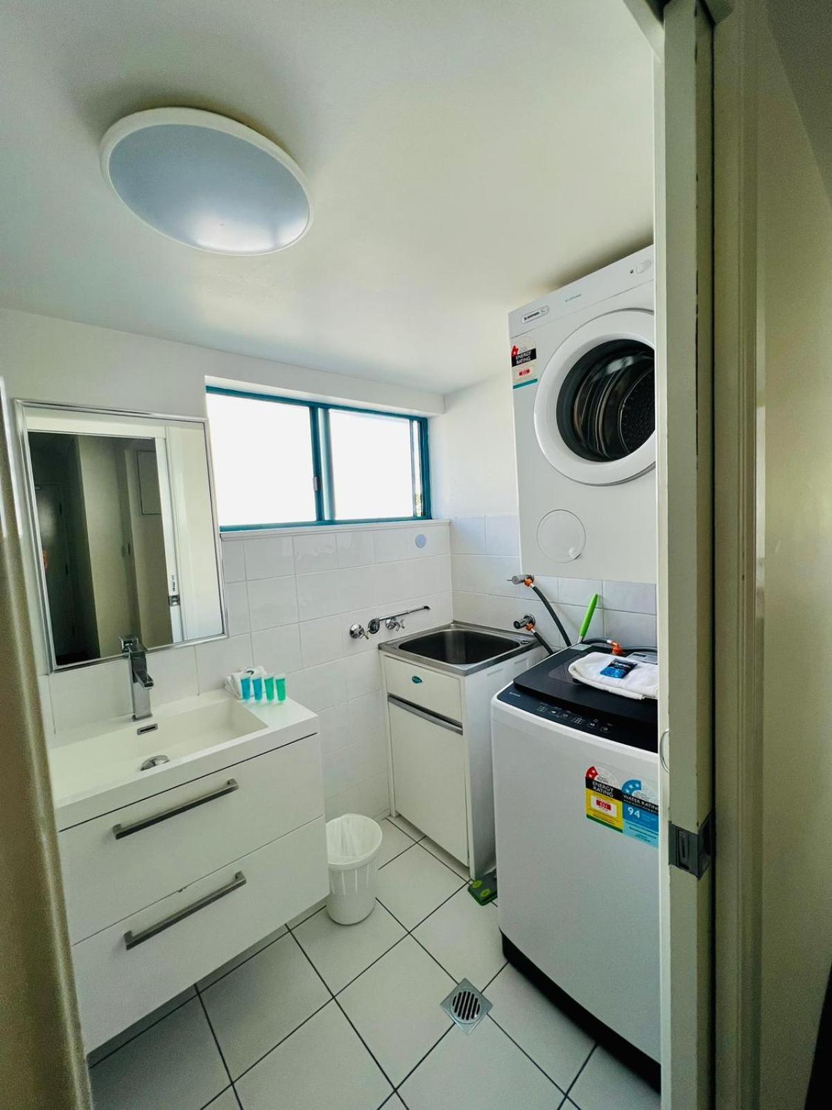Cha Private Apts Aruba Beach โกลด์โคสต์ ภายนอก รูปภาพ